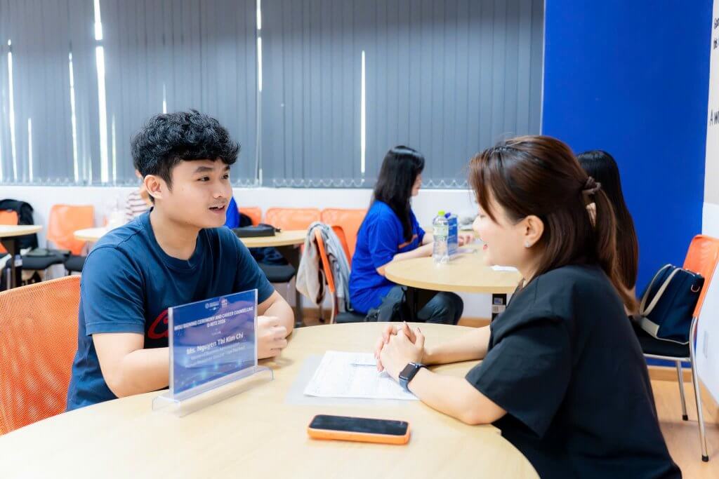 CẦN THƠ FORD – ĐỒNG HÀNH CÙNG THẾ HỆ TRẺ, LAN TỎA GIÁ TRỊ NGHỀ NGHIỆP 1788320881345 1837494334877079998 8668708459116770675 269bcacb779877fac3d3af8dbfa49617